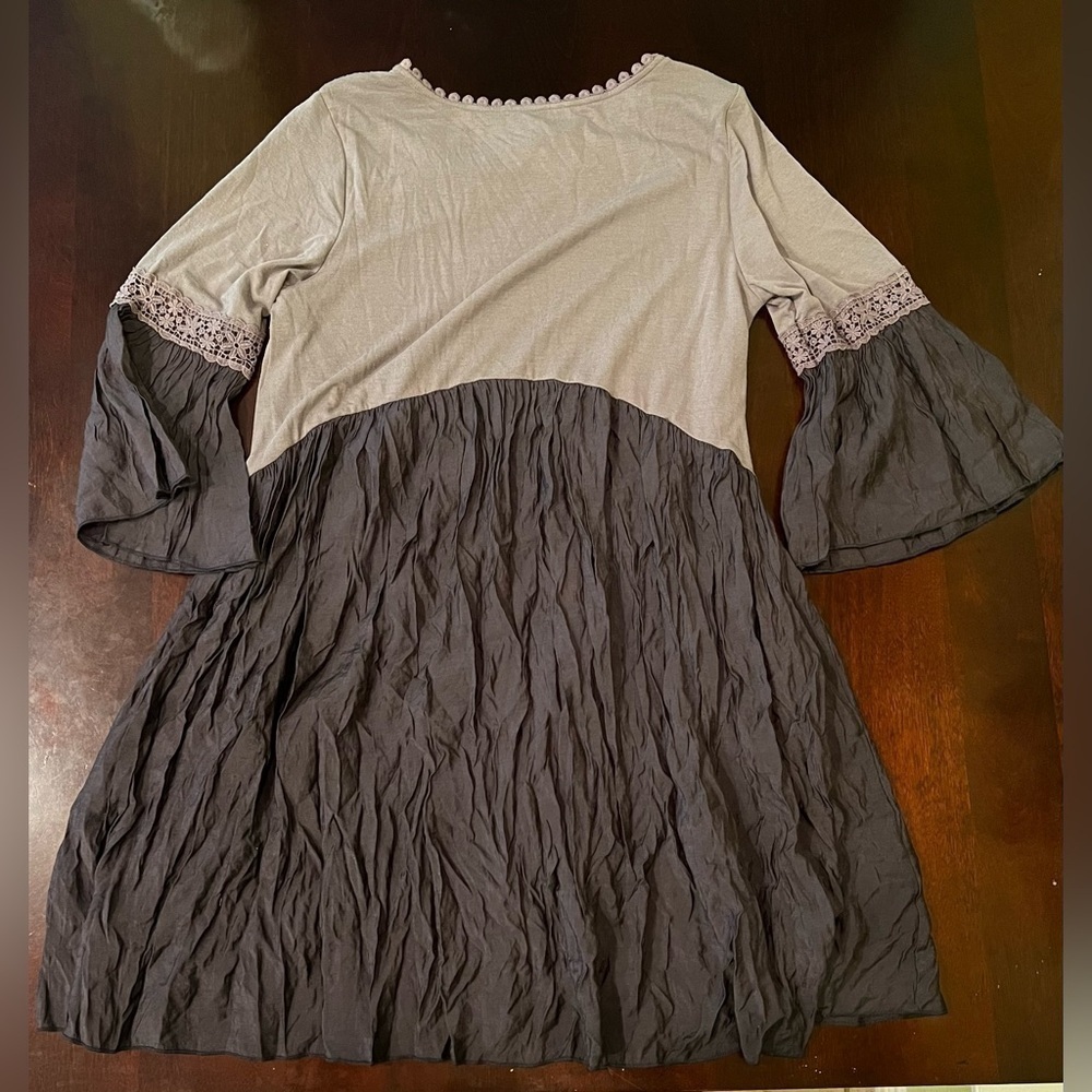 Paisley Vine tunic dress size medium gray - Picture 2 of 4